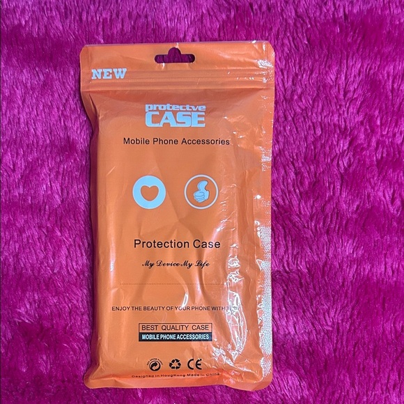 Protective Case with Cherry Design - Green - Picture 2 of 3